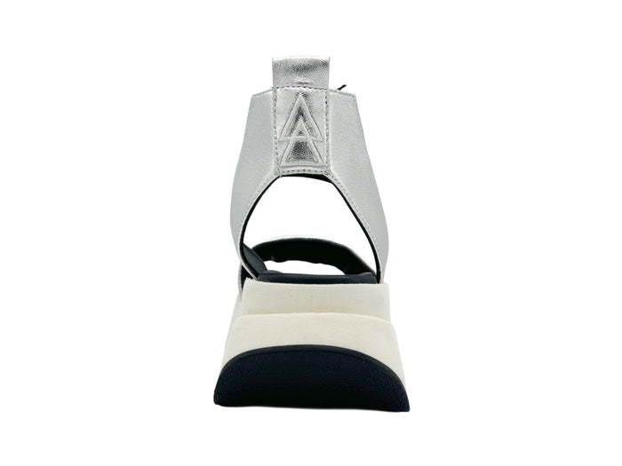 Elena Iachi - C-22 (White)