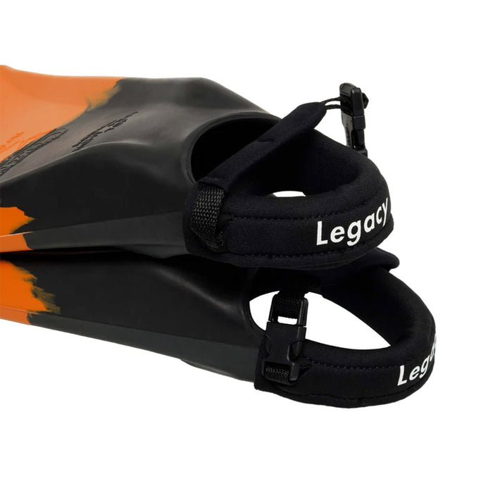 Legacy | Leash de Palmes