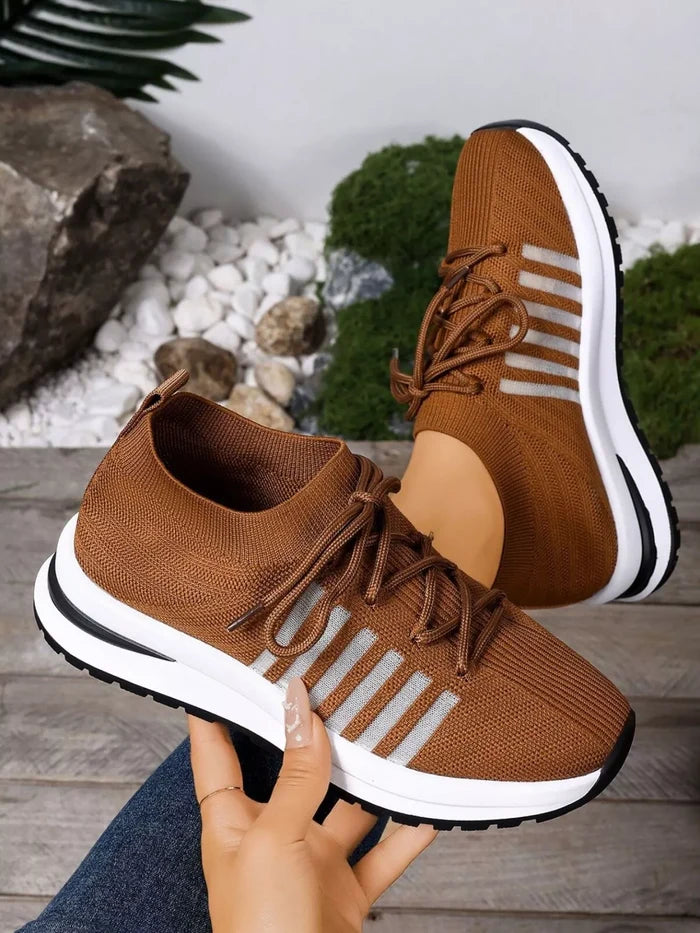 Dark Brown / 36