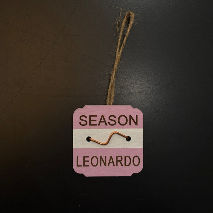 Shore Town Ornament - Leonardo