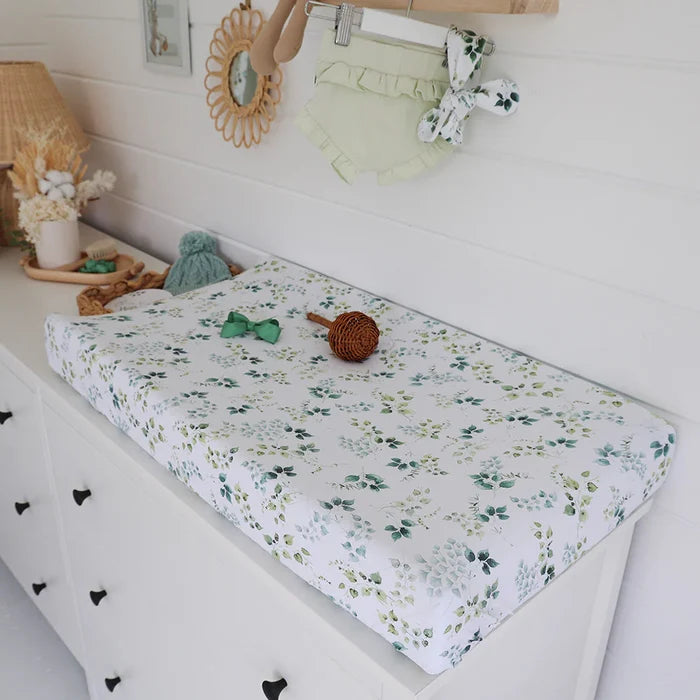 Snuggle Hunny Bassinet Sheet & Change Pad Cover - Eden