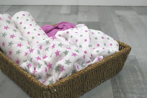 100% Pure Cotton Muslin - 70cm x 70cm - Stars (One Muslin) Muslinz