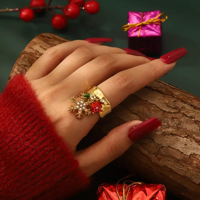 18K Gold-Plated Christmas Charm Ring