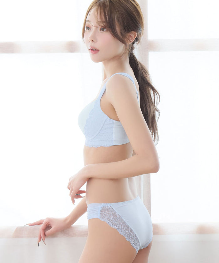 Carino Lace Bikini Panty