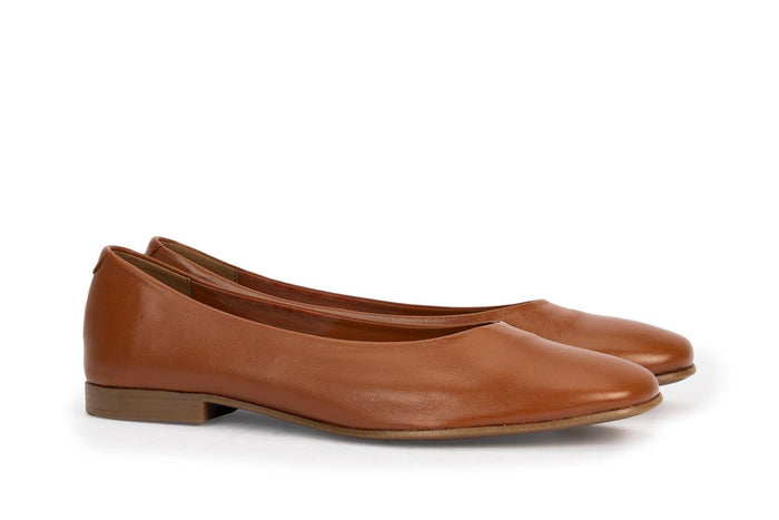 Colette Women's Sustainable Ballet Flat #color_cognac