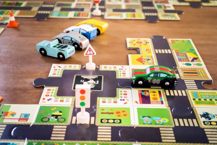 Djeco Giant City Road Pop-To-Play Puzzle Set