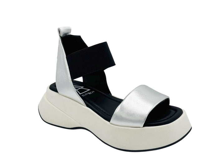 Elena Iachi - C-22 (White)