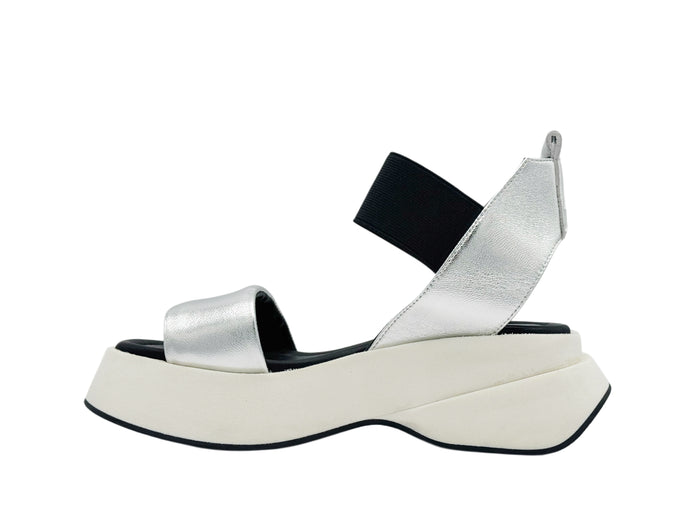 Elena Iachi - C-22 (White)