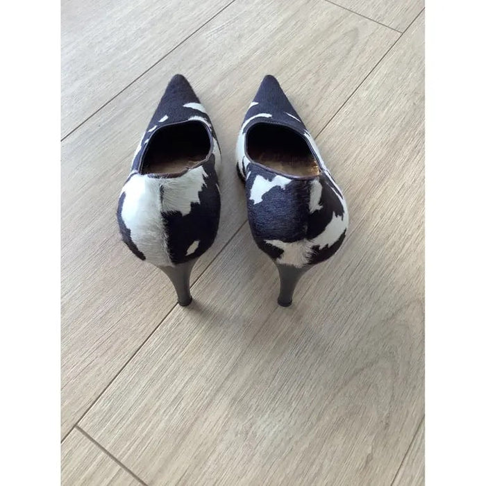 sc:https://old.stylecycle.gr/media/catalog/product/b/r/brown-faux-fur-dolce-gabbana-heels-41279768-3_2.jpg