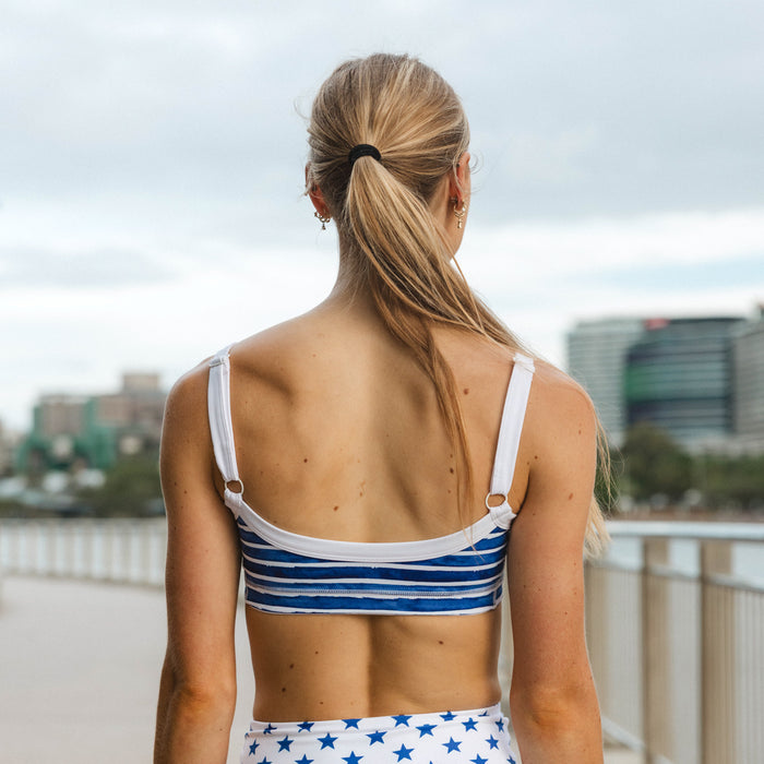 blue running crop