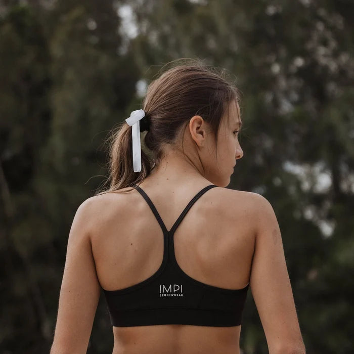black sports bra