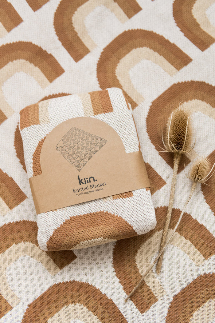 Kiin Organic Cotton Knitted Rainbow Blanket
