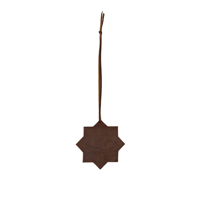 Snowflake / Dark Brown
