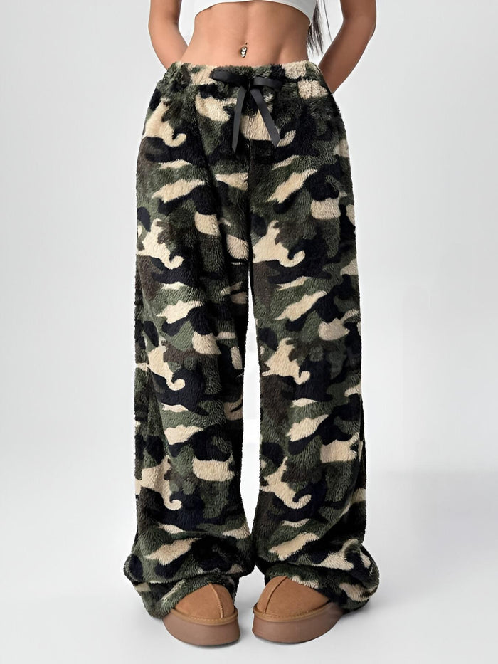 Green Camouflage / XL
