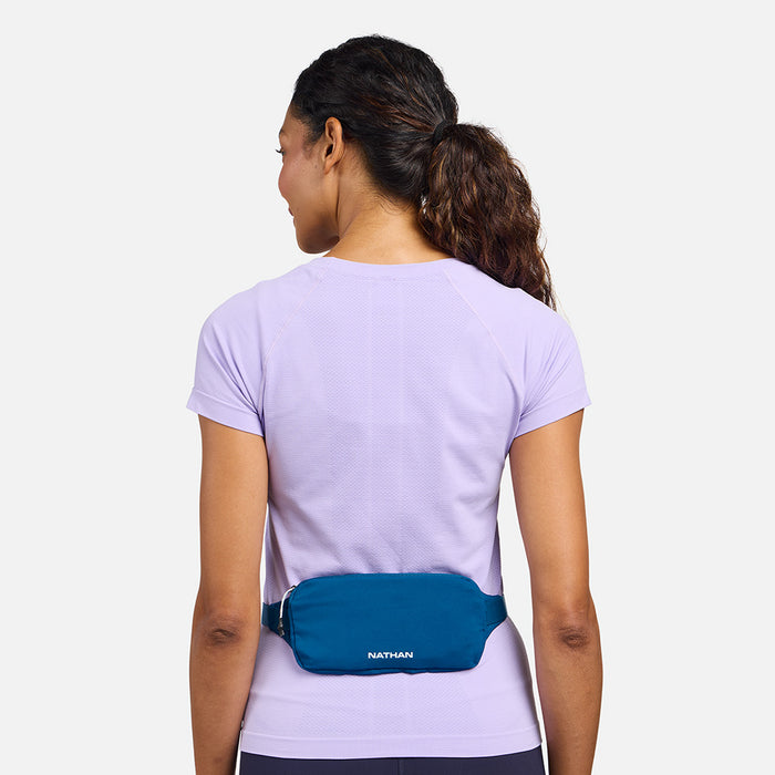 color:Sailor Blue/Light Blue||view:sku image back||seo:Nathan Marathon Waist Pack 3.0 - Sailor Blue/Light Blue - On Model - Back of Pack