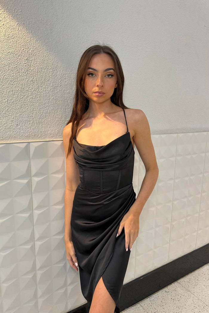 Mika Dress - Black - Runway Goddess