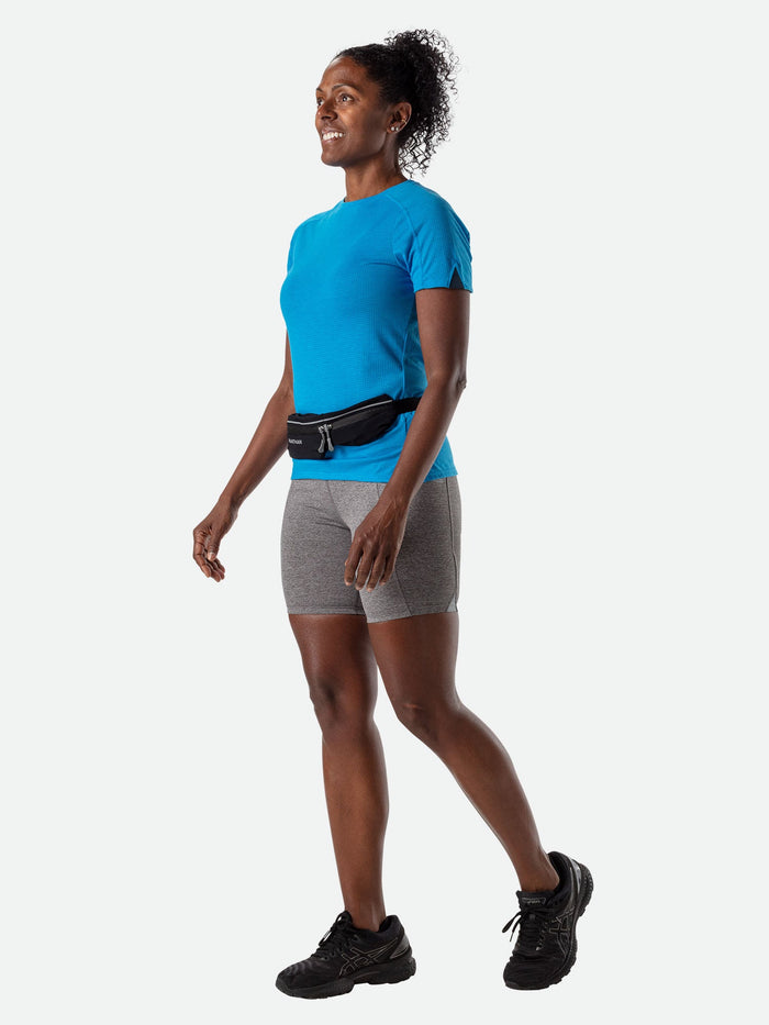 color:Black/Reflective Silver||seo:Nathan Mirage Pak Plus Adjustable Belt - Black - Female Runner - Side View