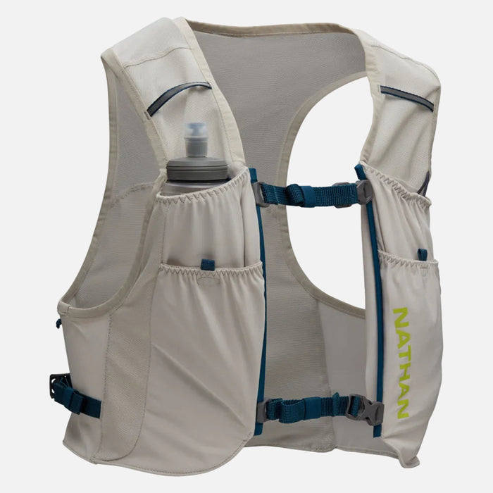 color:Vapor Grey||view:sku image primary||seo:Nathan Pinnacle FeatherLite 1.5 Liter Unisex Hydration Vest - Vapor Grey - Front of Pack