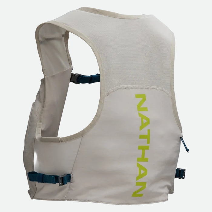 color:Vapor Grey||view:sku image back||seo:Nathan Pinnacle FeatherLite 1.5 Liter Unisex Hydration Vest - Vapor Grey - Back Of Pack