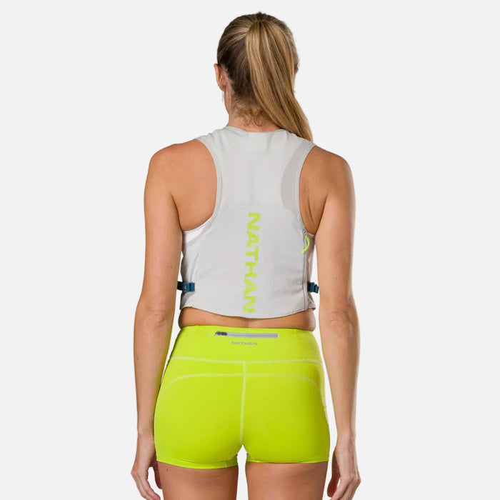 color:Vapor Grey||seo:Nathan Pinnacle FeatherLite 1.5 Liter Unisex Hydration Vest - Vapor Grey - Female Runner Back View