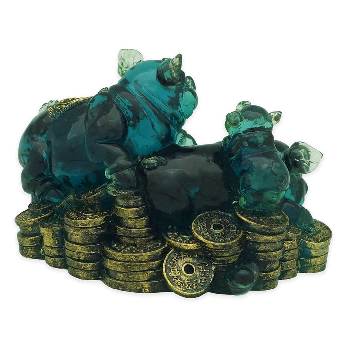Prosperous Pigs on Treasures (L)