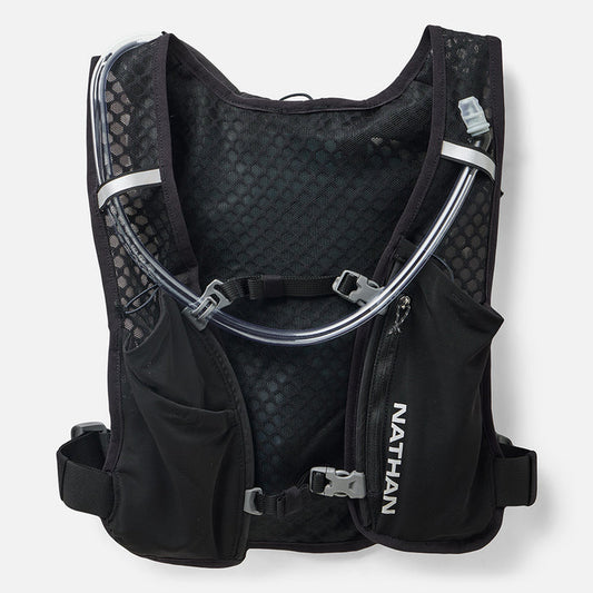color:Black/Reflective Silver||view:SKU image primary||seo:QuickStart 15 Liter Unisex Hydration Pack - Black/Reflective Silver - Front of Pack
