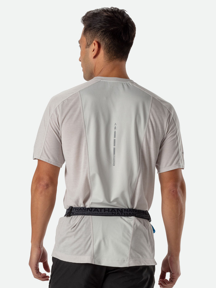 color:Black/Reflective Silver||seo:NATHAN Race Number Belt Nutrition Waist Belt - Black/Reflective Silver - Runner Back View