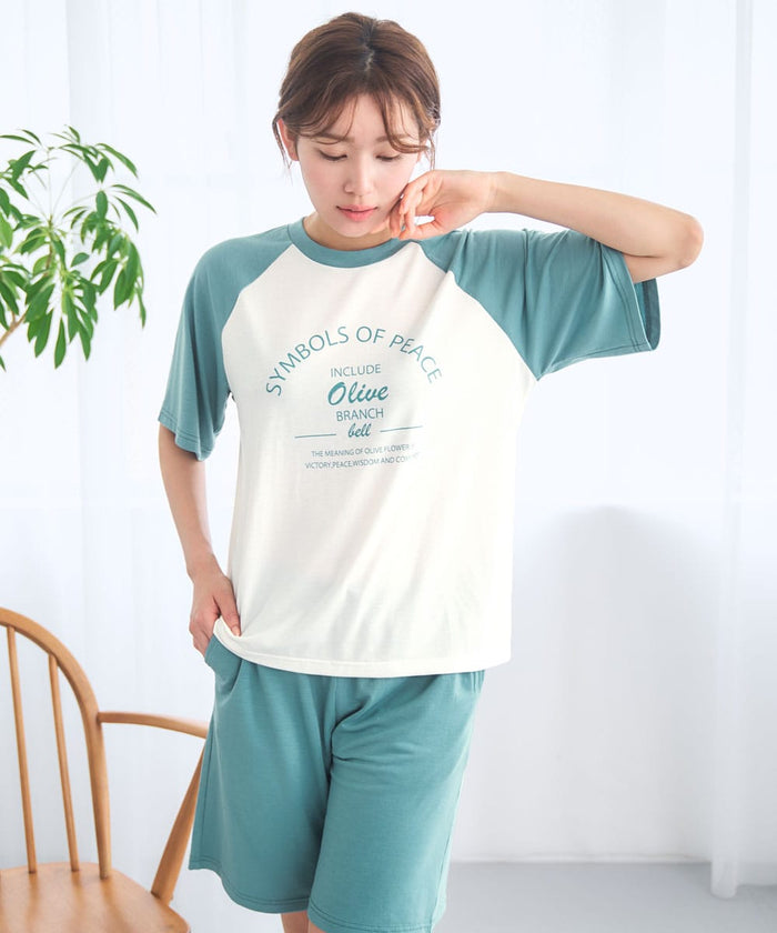 Raglan & Logo Short Sleeve Top and Bottom Set