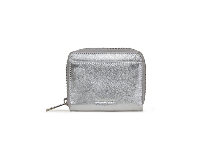 moralcode_remi #color_silver-metallic-leather