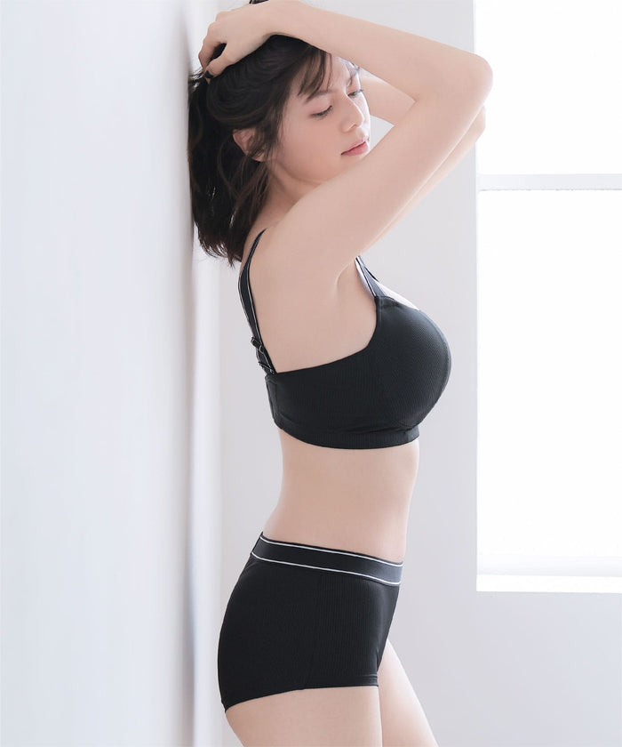 Ribbed Hip-Hugger Panty