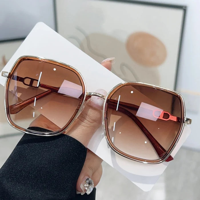 Solaré Luxe™ Luxe Frame Fashion