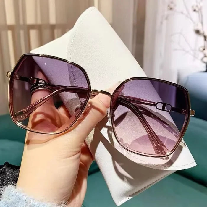 Solaré Luxe™ Luxe Frame Fashion