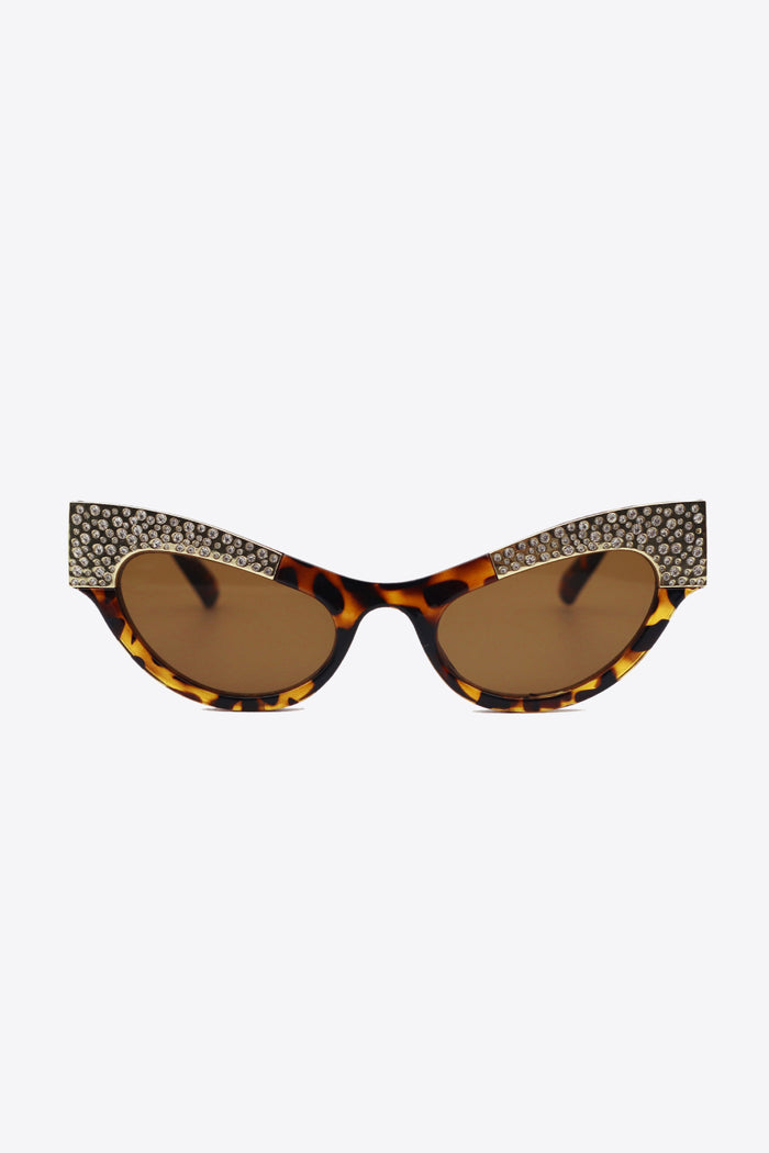 Solaré Luxe™ Rhinestone Cat Eye