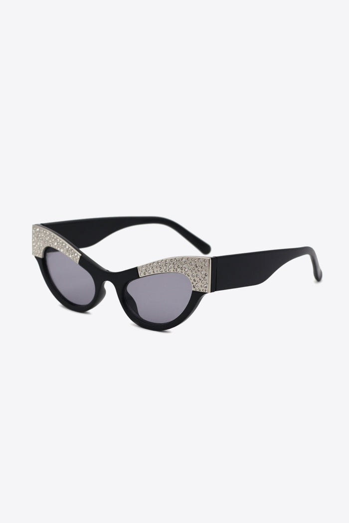Solaré Luxe™ Rhinestone Cat Eye