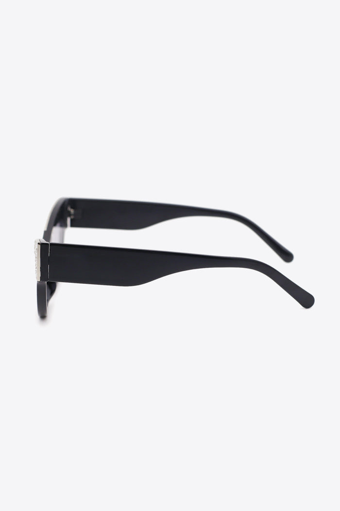 Solaré Luxe™ Rhinestone Cat Eye