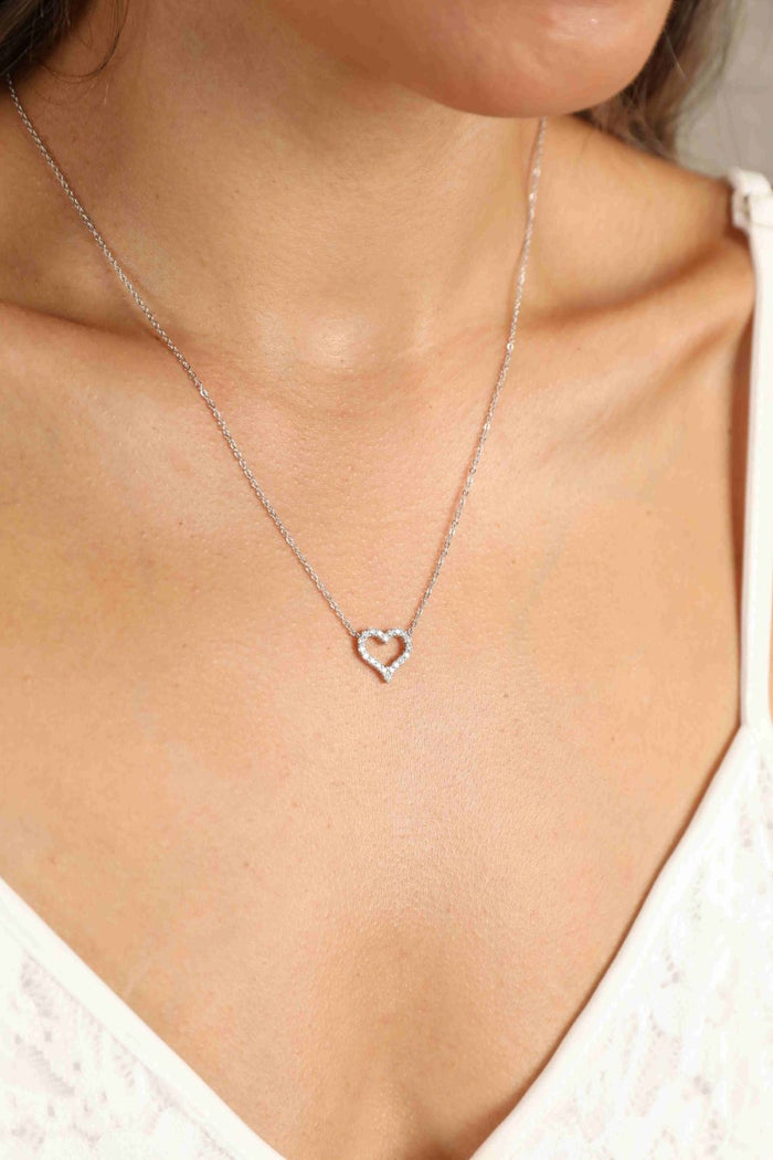 Sparkling Moissanite Heart Necklace for Romantic Gifting