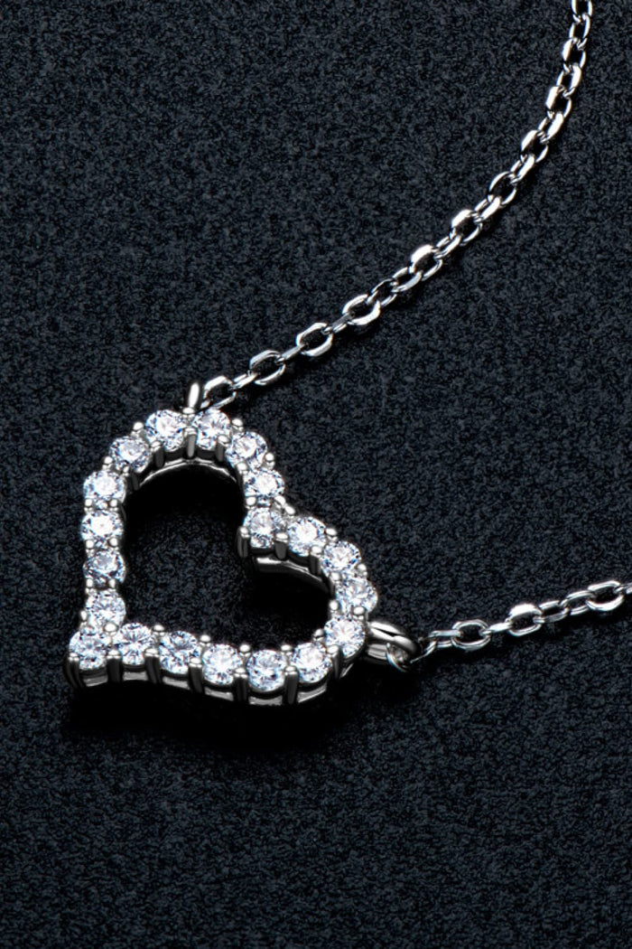 Sparkling Moissanite Heart Necklace for Romantic Gifting