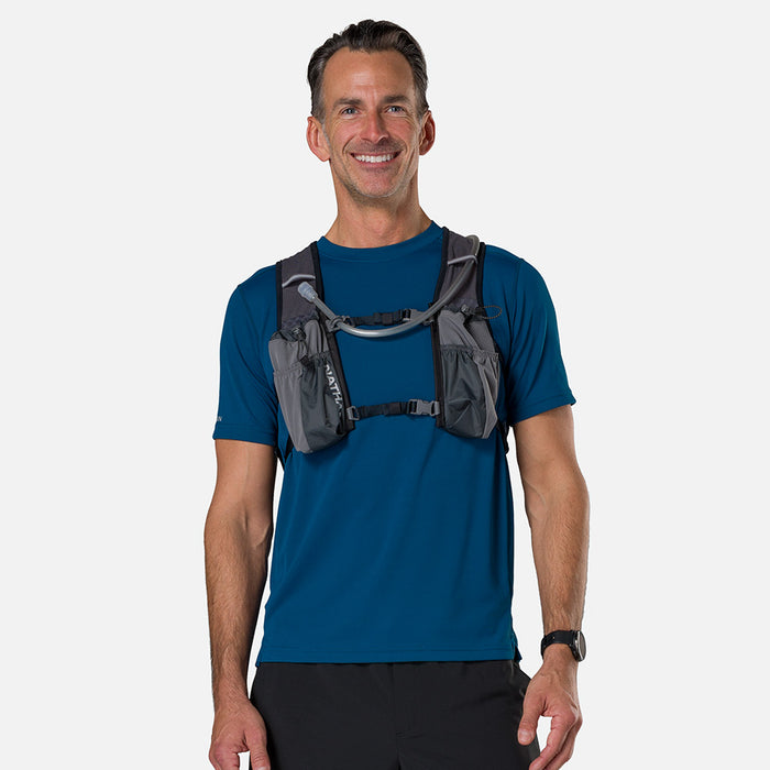 color:Charcoal/Reflective Silver||seo:Nathan TrailMix 2.0 12 Liter Unisex Hydration Pack - Charcoal/Reflective Silver -  Male Runner Front View